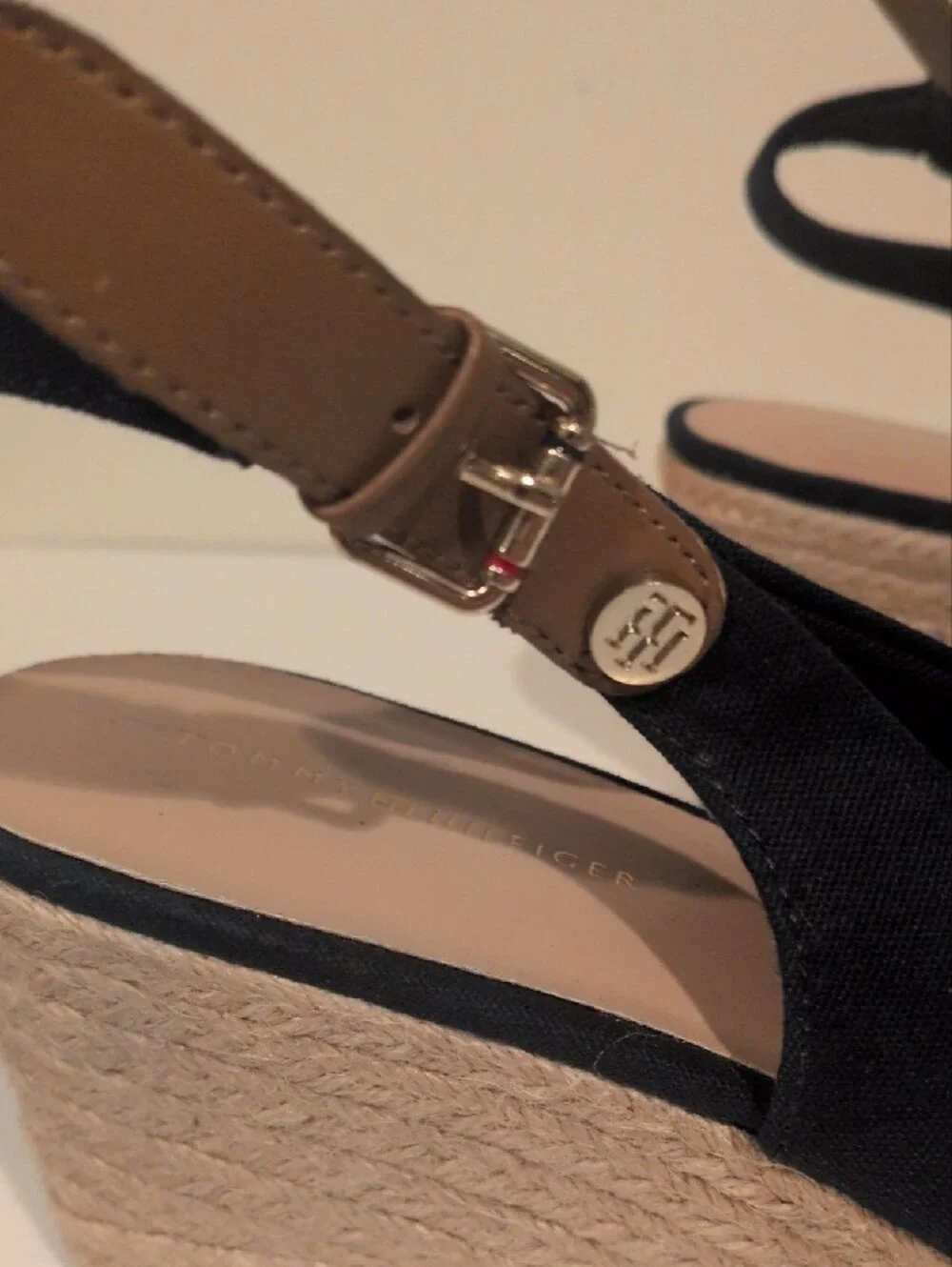 NWOT Tommy Hilfiger Navy Espadrille Wedge Peep Toe Slingback Sandal Size 9.5